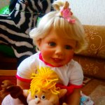 Девушки, помогите советом.  Можно ли поменять парик кукле Monika Levenig