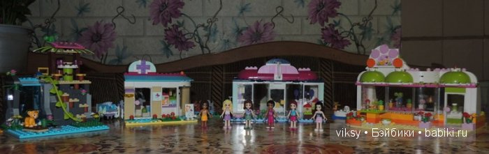 Экскурсия по нашему городку. Увлечение дочек Lego Friends
