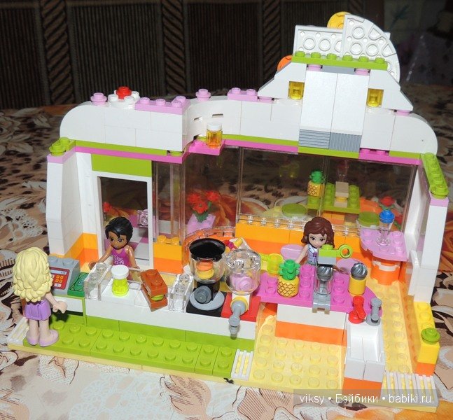 Экскурсия по нашему городку. Увлечение дочек Lego Friends