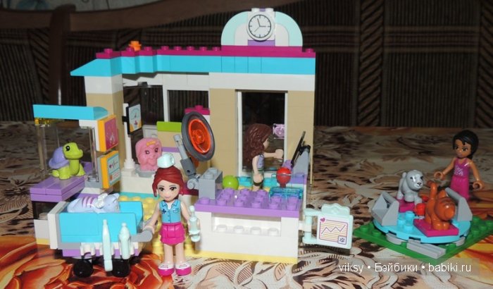 Экскурсия по нашему городку. Увлечение дочек Lego Friends