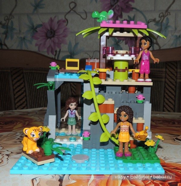Экскурсия по нашему городку. Увлечение дочек Lego Friends