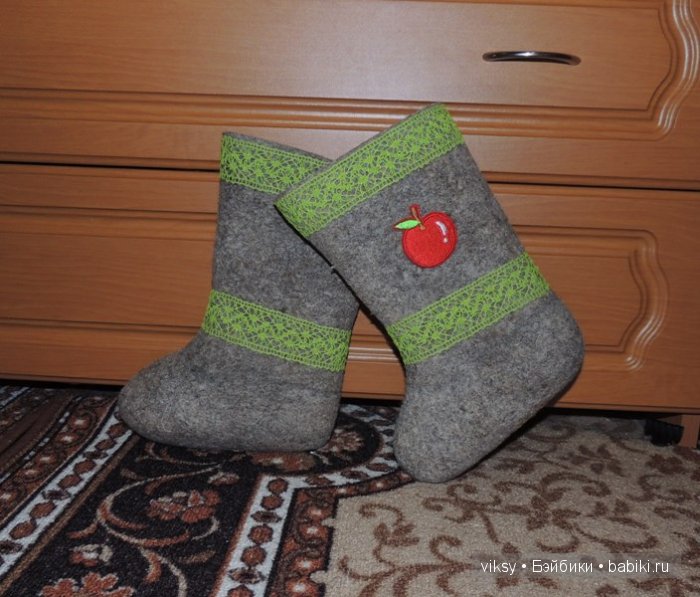 Валенки, валенки, расшитые для маленьких (фото 5)