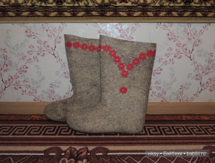 Валенки, валенки, расшитые для маленьких