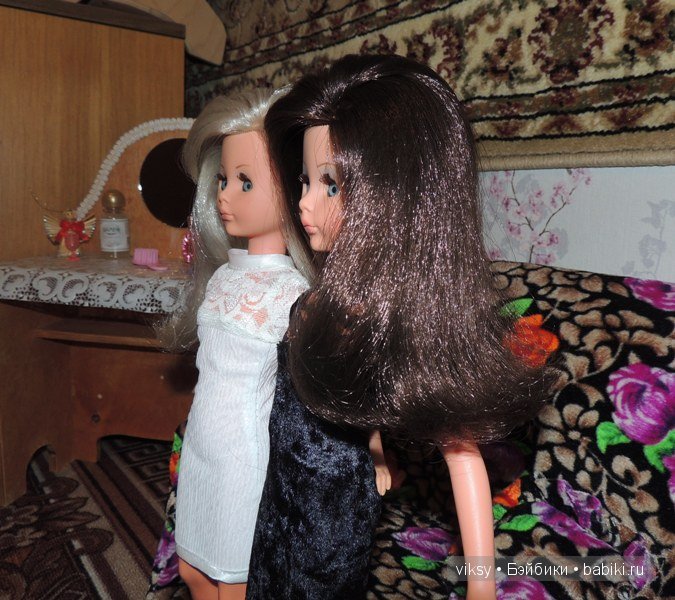 Шикарная блондинка и роскошная брюнетка. Bambola Corinne Italocremona