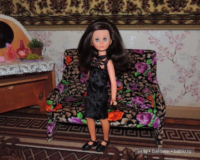 Шикарная блондинка и роскошная брюнетка. Bambola Corinne Italocremona