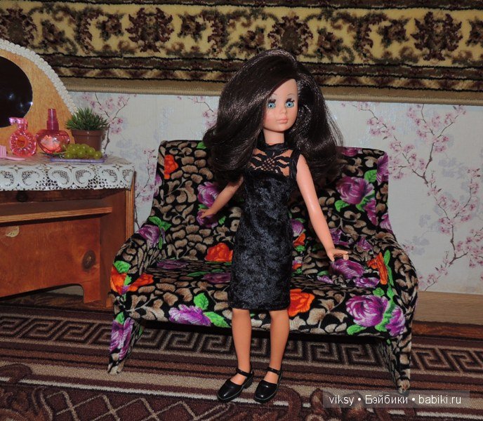 Шикарная блондинка и роскошная брюнетка. Bambola Corinne Italocremona