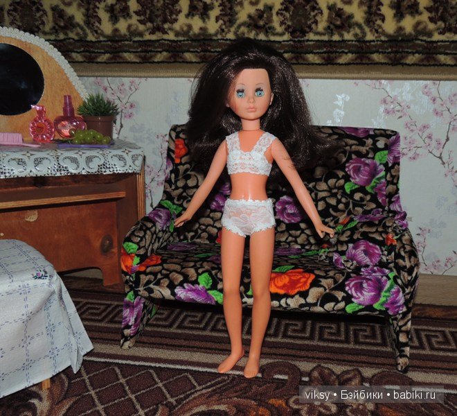 Шикарная блондинка и роскошная брюнетка. Bambola Corinne Italocremona