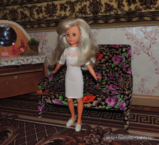 Шикарная блондинка и роскошная брюнетка. Bambola Corinne Italocremona