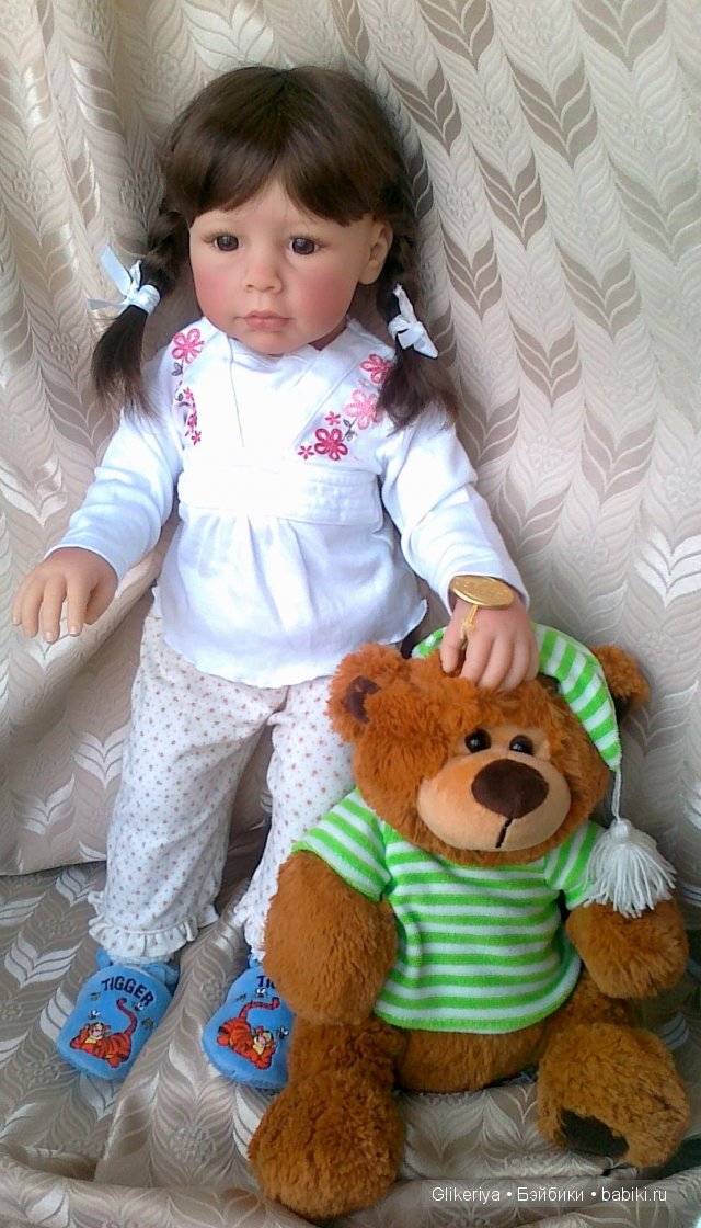 Ребёнок четверга. Eva Helland  для Lee Middleton