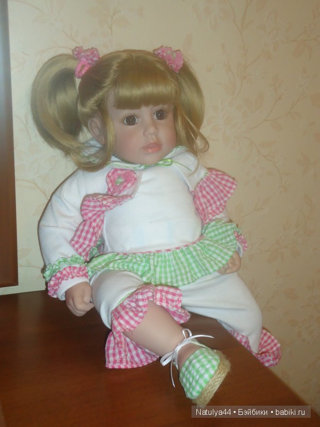 Еще одна радость: девочка Очаровашка из коллекции Адора 2013 года