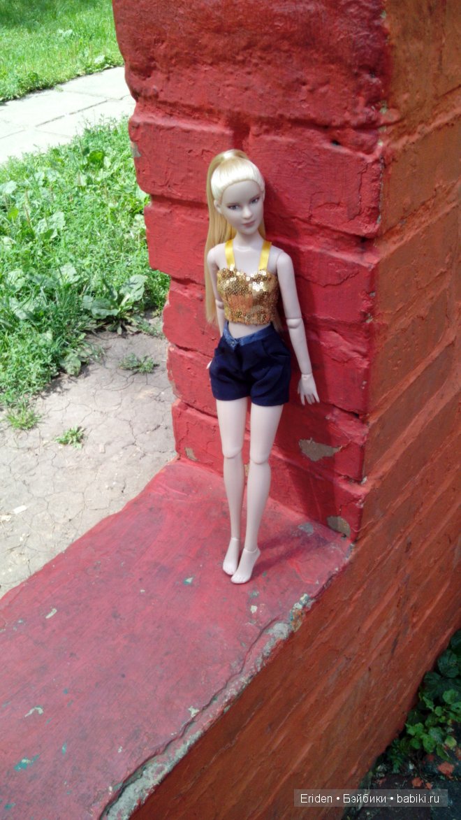 Прогулка по клумбам — Куклы J