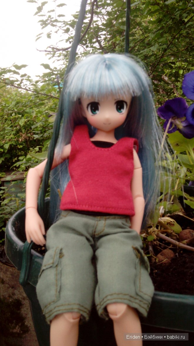 Отдых на даче. Куклы тоже отдыхают