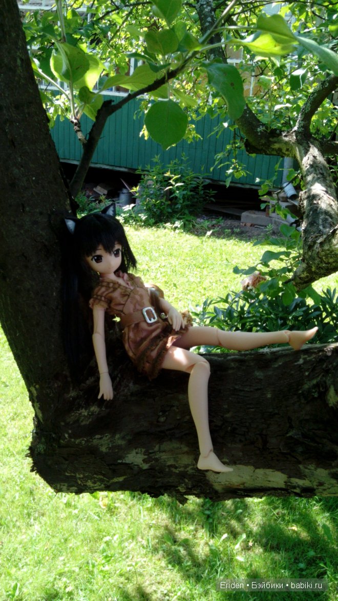 Отдых на даче. Куклы тоже отдыхают