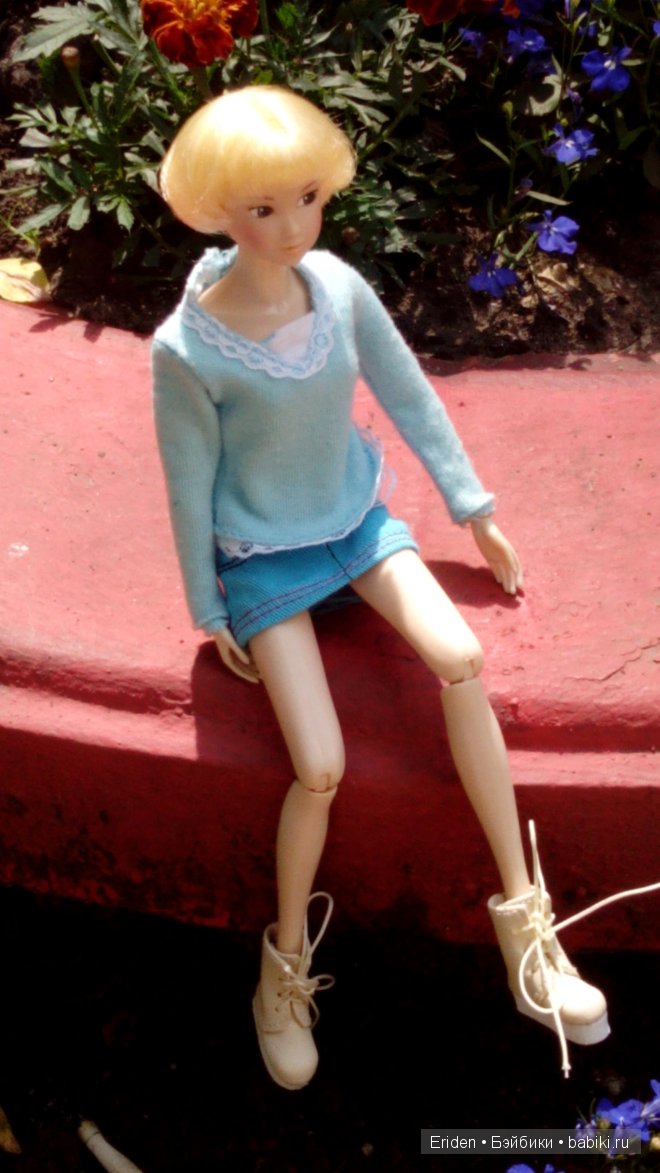 Прогулка по клумбам — Куклы J