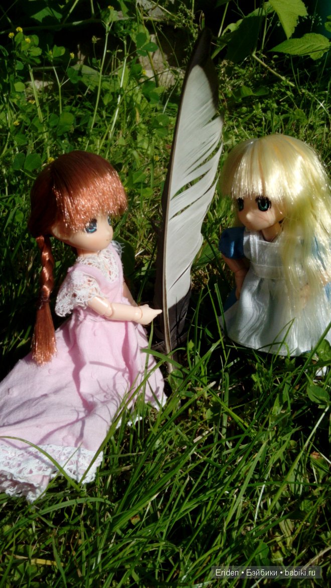 Отдых на даче. Куклы тоже отдыхают