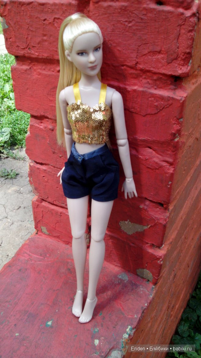 Прогулка по клумбам — Куклы J