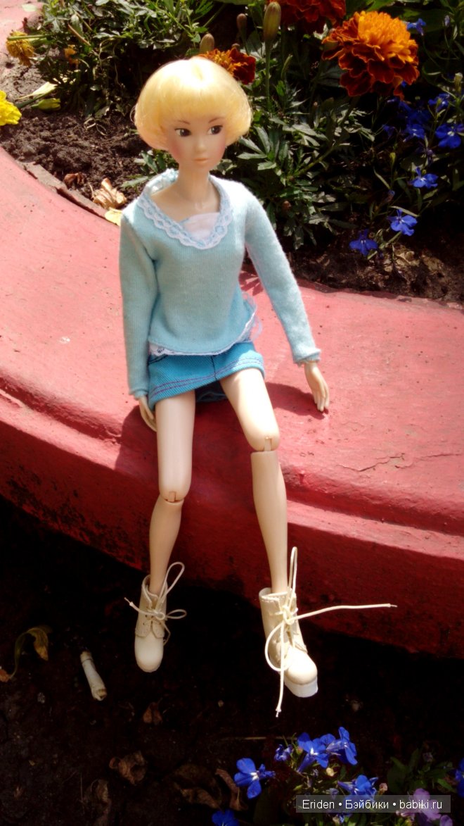 Прогулка по клумбам — Куклы J