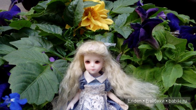 Прогулка по клумбам — Куклы J (фото 9)