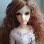 Новый паричок для Леоны