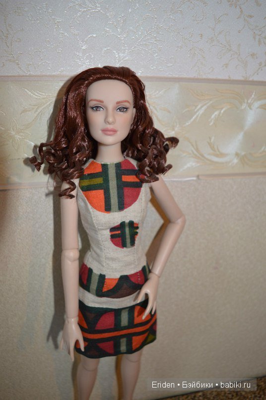 Показ мод. Приехала посылка с одеждой на 40 см (фото 2)