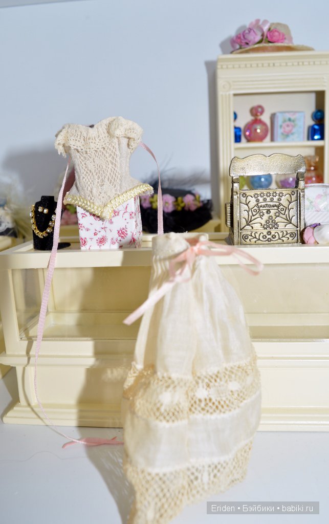 Корсеты под заказ по всему миру (фото 3)