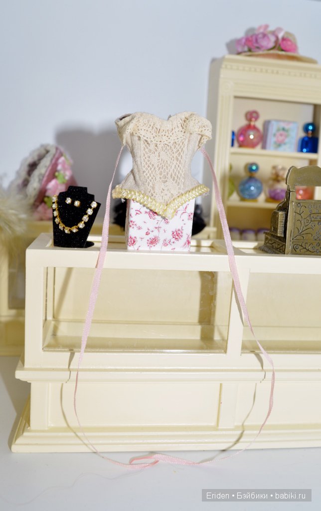 Корсеты под заказ по всему миру (фото 4)