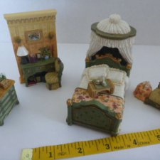Victorian Memories от AVON. Миниатюра 1:24
