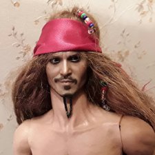 Капитан Джек Воробей. Я его слепила из того, что было