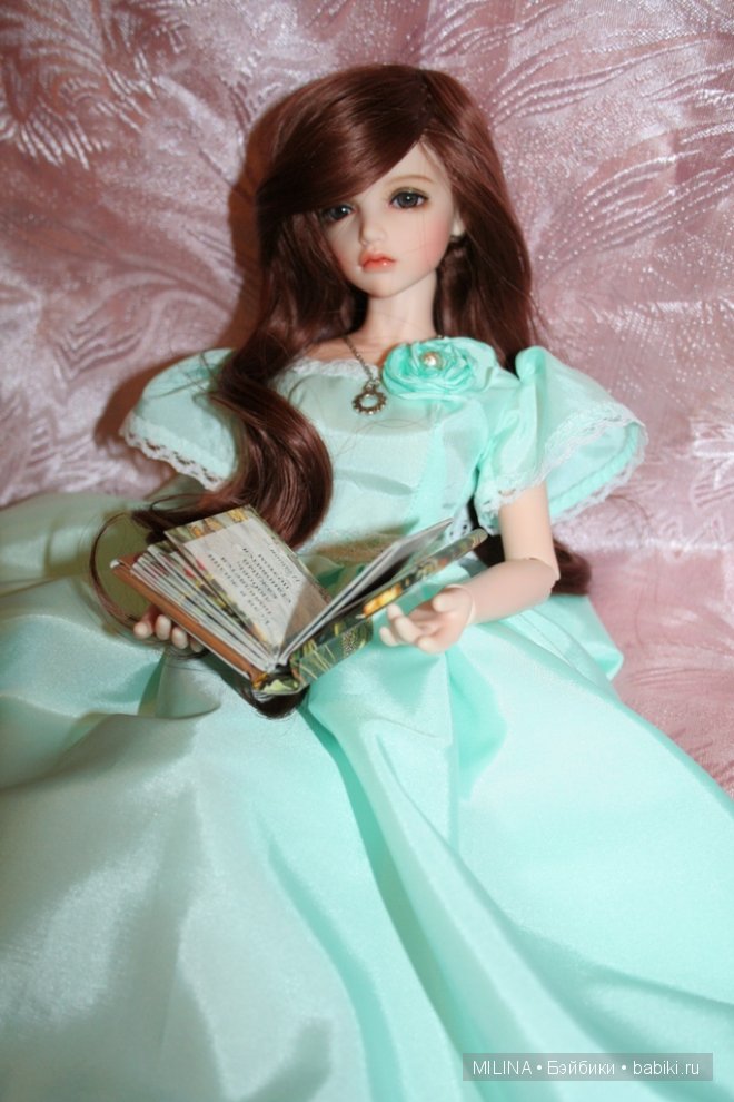 Девушка с грустными глазами, Kassia от Iplehouse | Бэйбики Девушка с грустными глазами, Kassia от Iplehouse