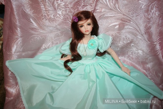 Девушка с грустными глазами, Kassia от Iplehouse