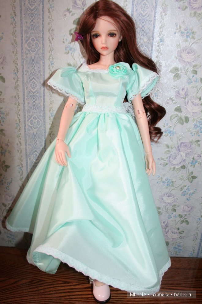 Девушка с грустными глазами, Kassia от Iplehouse | Бэйбики Девушка с грустными глазами, Kassia от Iplehouse