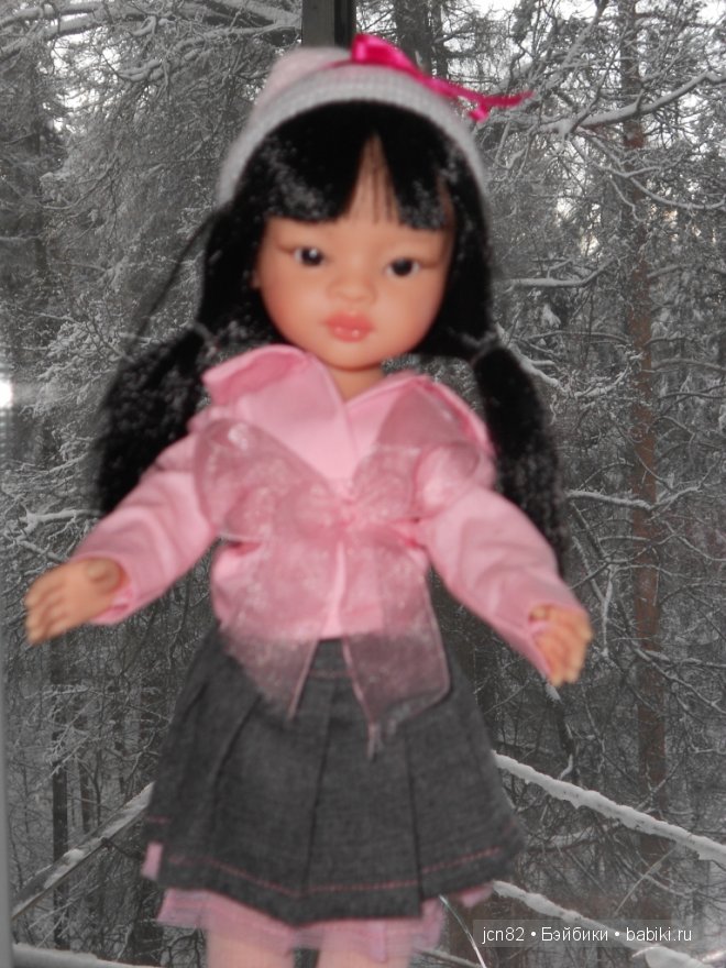 Новогодний подарок, девочка Лиу от Paola Reina