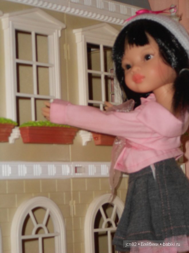 девочка Лиу от Paola Reina