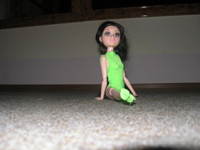 Юля занимается спортом | Бэйбики Юля занимается спортом — Куклы Bratz (Братц) и Moxie Girlz: MGA (фото 2)