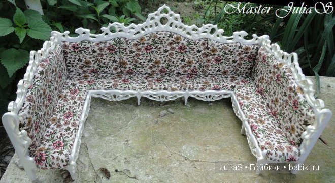 Юлькина кукломебель. Диван "Монстрище" 1:8 (фото 6)