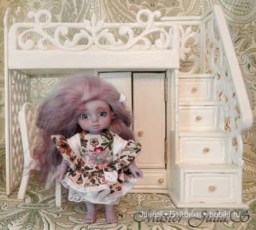 Юлькина кукломебель. Новый старый кроватный комплекс "Чудо прорезное. Евгенка" (фото 2)