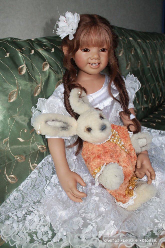 наряд для Илаи от Annette Himstedt