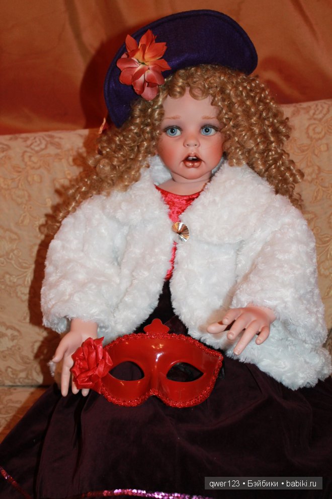 Новый образ фарфоровой куклы Анжелики (Маффин) от Донны Руберт для Новогоднего карнавала (фото 2)