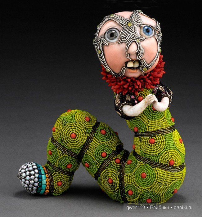 "Вторая жизнь старых кукол"-скульптуры из бисера от Бетти Янгквист(США)