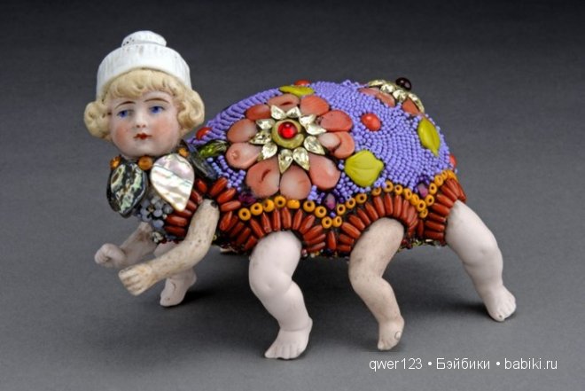 "Вторая жизнь старых кукол"-скульптуры из бисера от Бетти Янгквист(США)