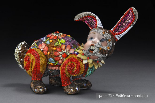 "Вторая жизнь старых кукол"-скульптуры из бисера от Бетти Янгквист(США)