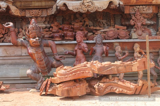 Мое знакомство с прекрасным Тайландом,посещение Храма Истины (фото 4)