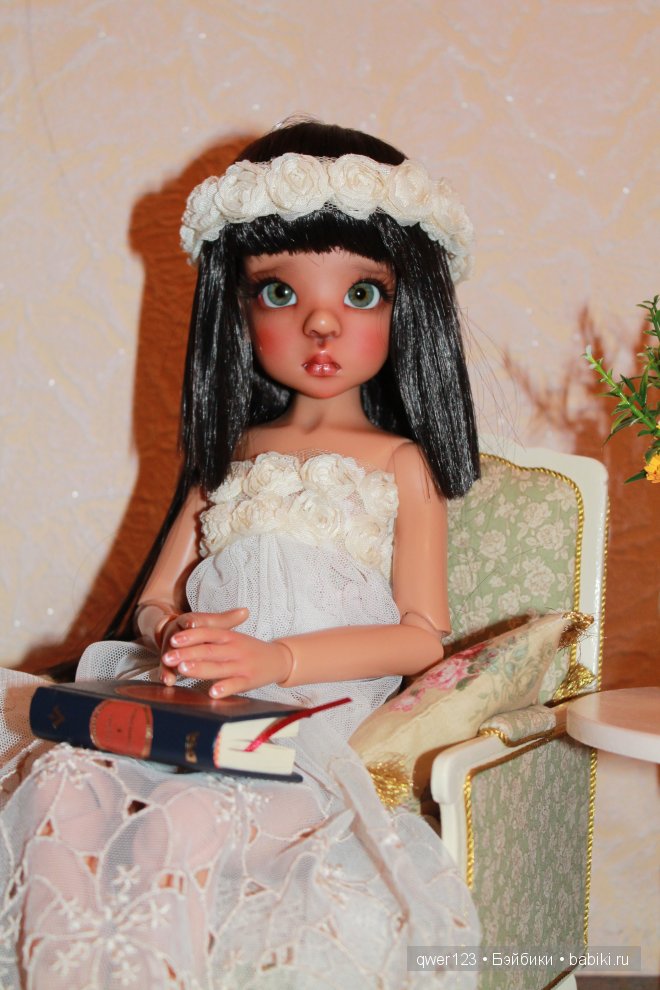 Комплект - "Золотое обаяние" для Лайлы от Кайе Виггз