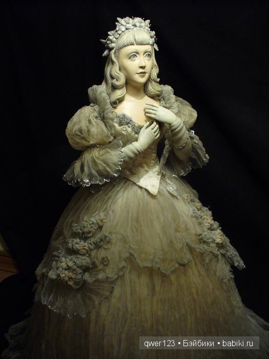 Уникальные авторские куклы из дерева Юлии Сочилиной