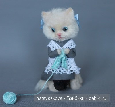 Миниатюра Соблазн и фарфоровая шарнирная кукла Лизка