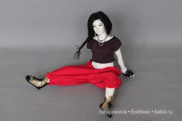 Хип хоп девченка. Авторская кукла Наташи Ясковой