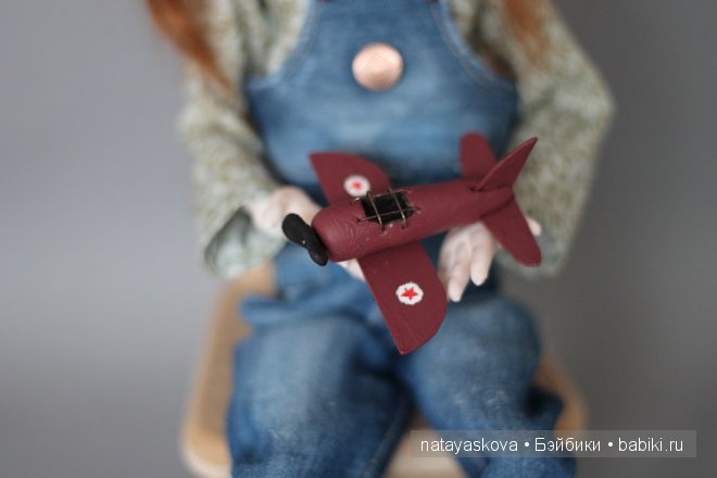 Мечтательница и Gothic Girl. Авторские фарфоровые куклы (фото 4)