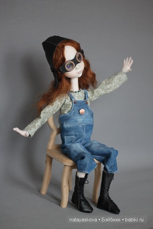 Мечтательница и Gothic Girl. Авторские фарфоровые куклы (фото 2)