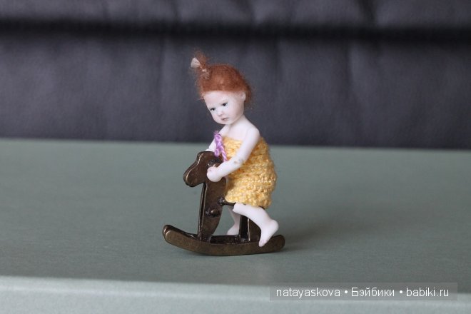 Маленькая фарфоровая семья масштаба 1:12 (фото 6)