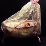 Колыбелька для дюймовочки или как и из чего я делала кроватку для моих обожаемых ГДР-овских кукол-пупсят. Мастер-класс